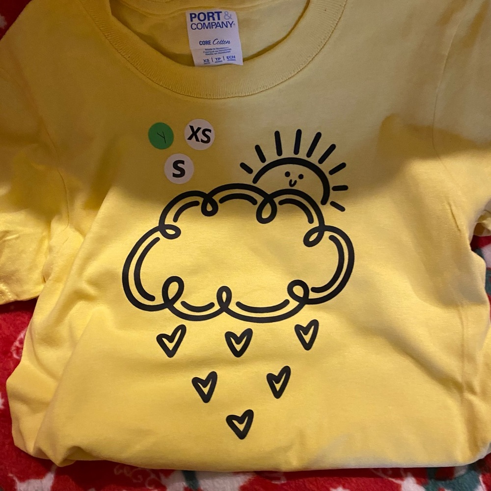 NWOT YOUTH GRAPHIC TEE